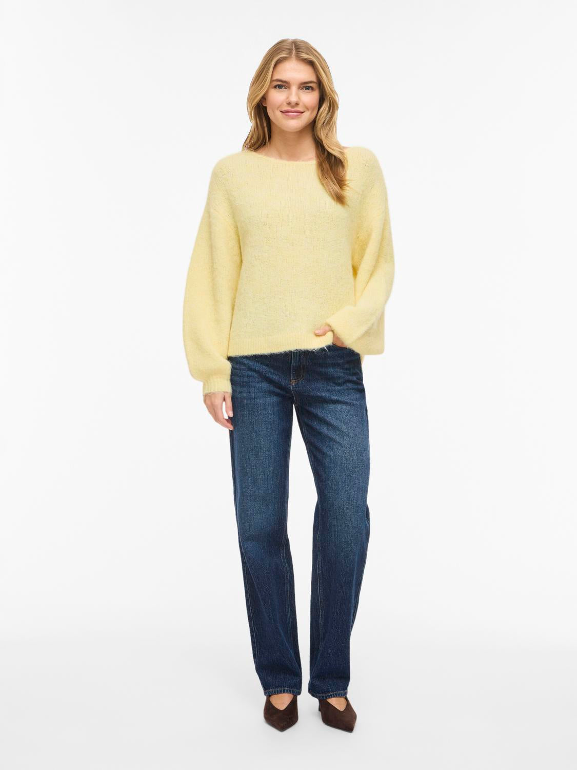 model_shot-front_full